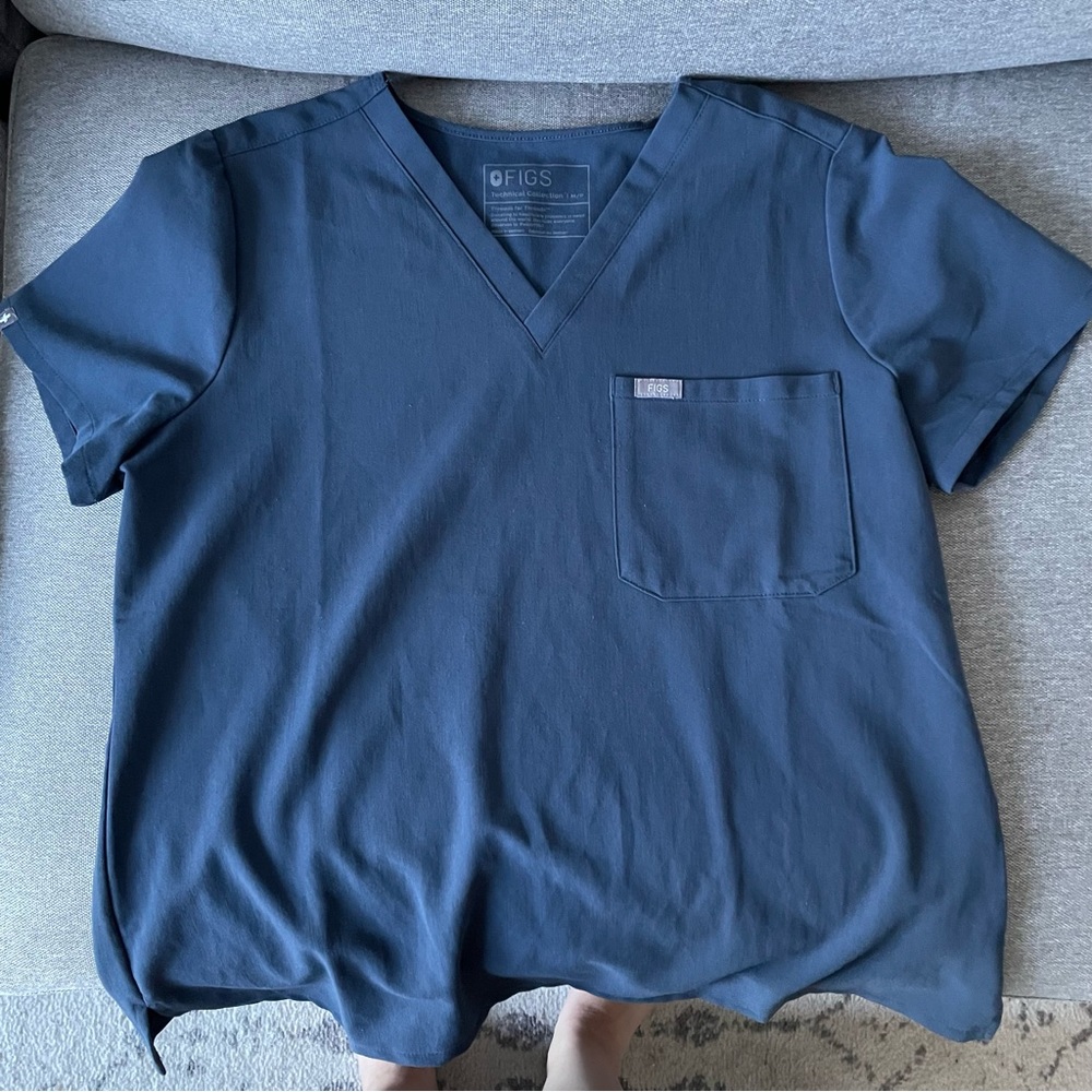 COPY - Figs Catarina scrub top dark harbor